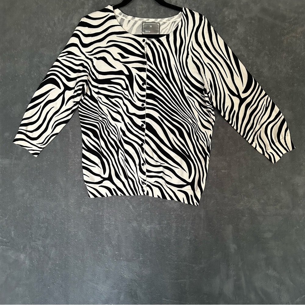 Izod Black and White Zebra Print Cardigan size Medium